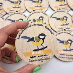 Zyliukų grupės medaliai su vaikų vardais – unikalūs išleistuvių suvenyrai